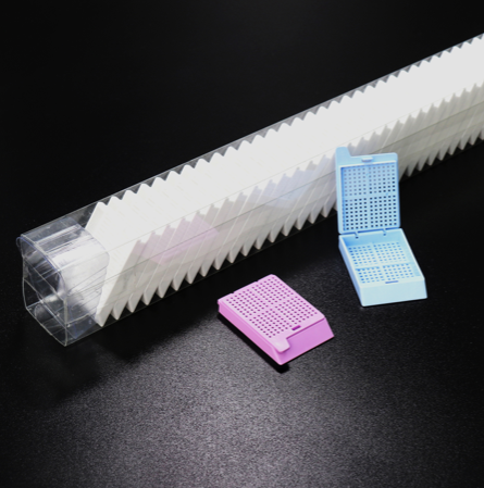Cassettes d'inclusion pour tissu EM106 en tube de 75pcs (carton de 3000)